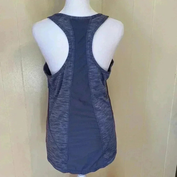 Reebok Heathered Blue, Size Medium Workout Tank Top for Women. - Picture 4 of 11
